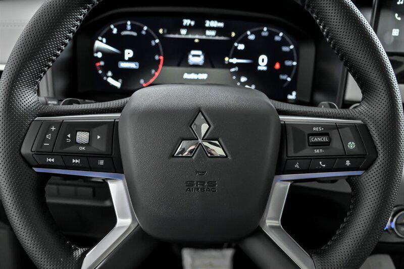 new 2025 Mitsubishi Outlander car, priced at $42,725