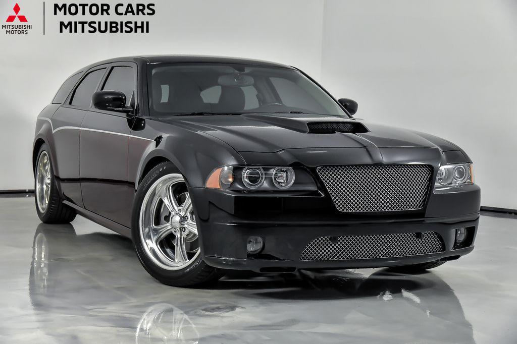used 2005 Dodge Magnum car, priced at $29,995
