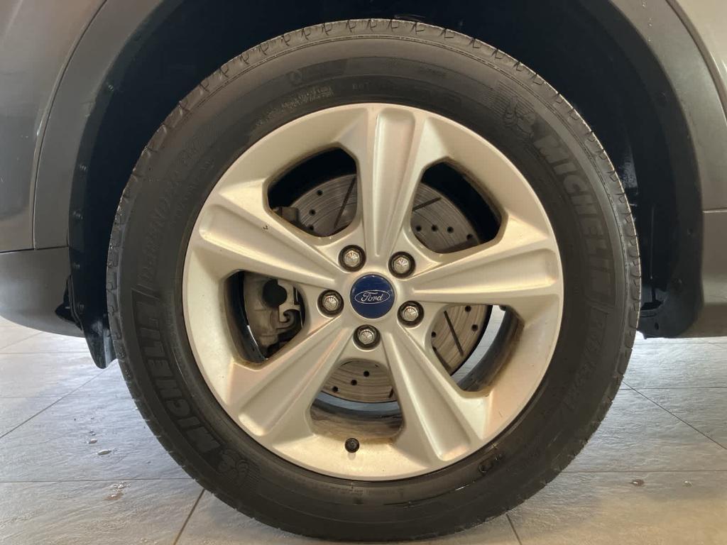 used 2015 Ford Escape car, priced at $5,800