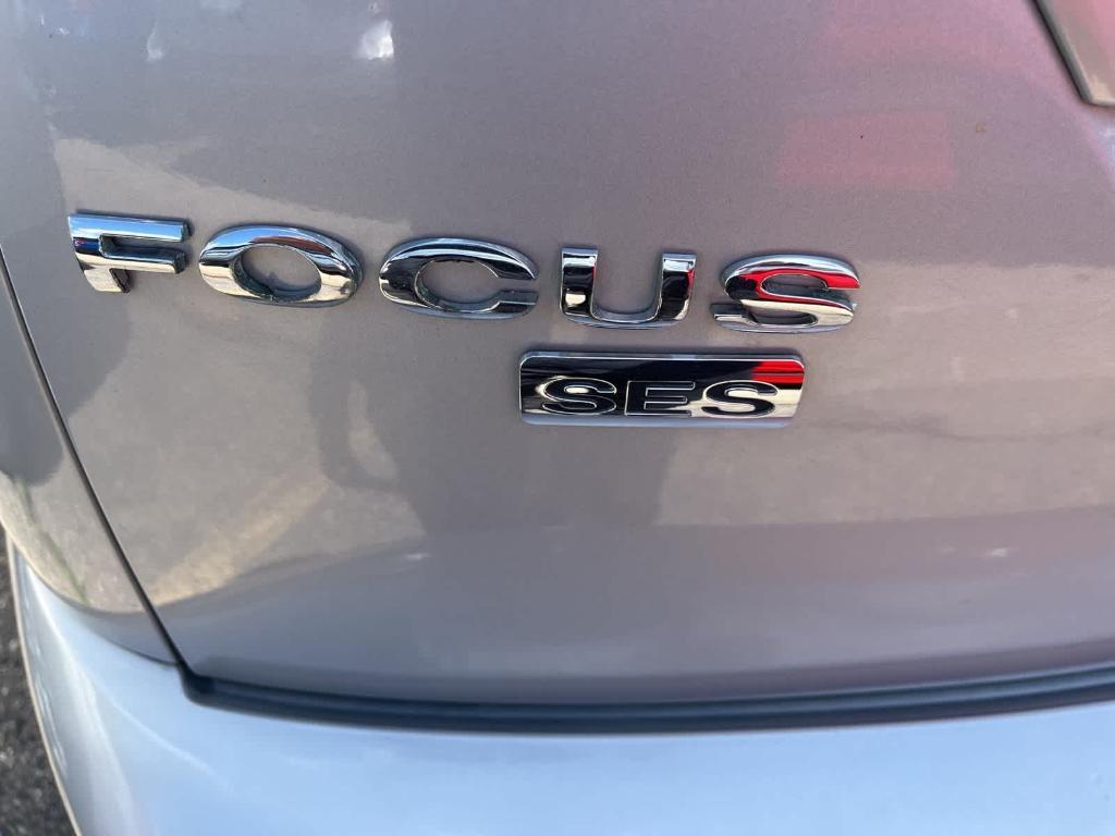used 2007 Ford Focus car, priced at $1,500