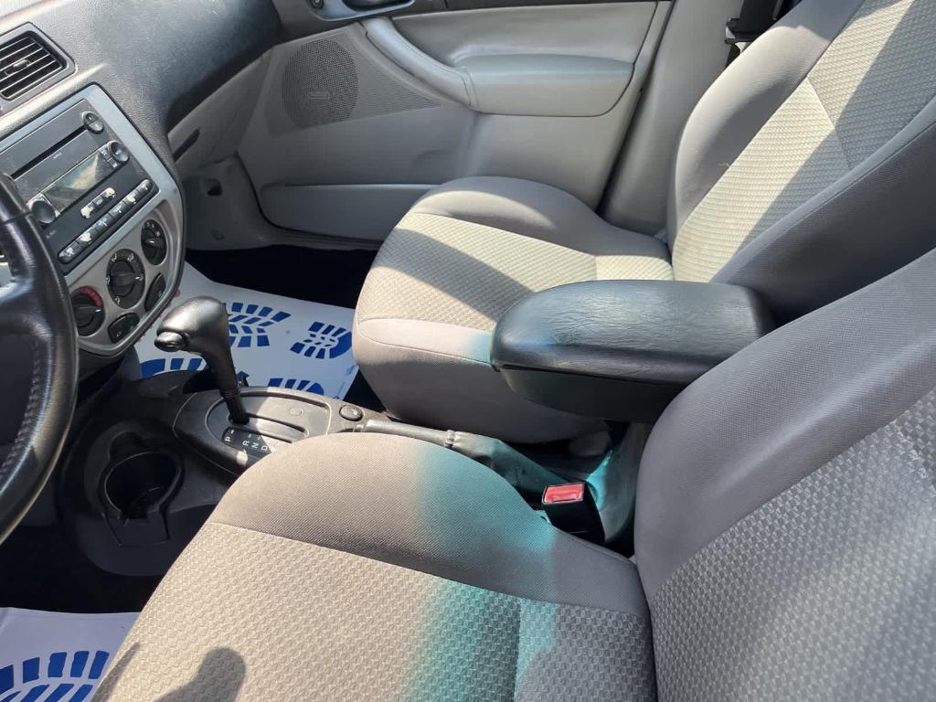 used 2007 Ford Focus car, priced at $1,500