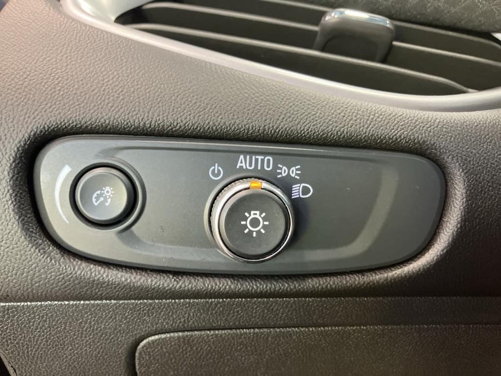 used 2025 Chevrolet Malibu car, priced at $19,995