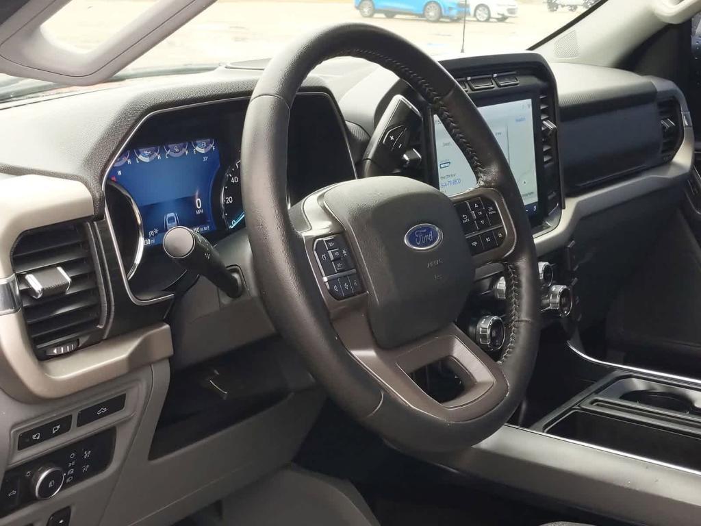 used 2021 Ford F-150 car, priced at $25,900