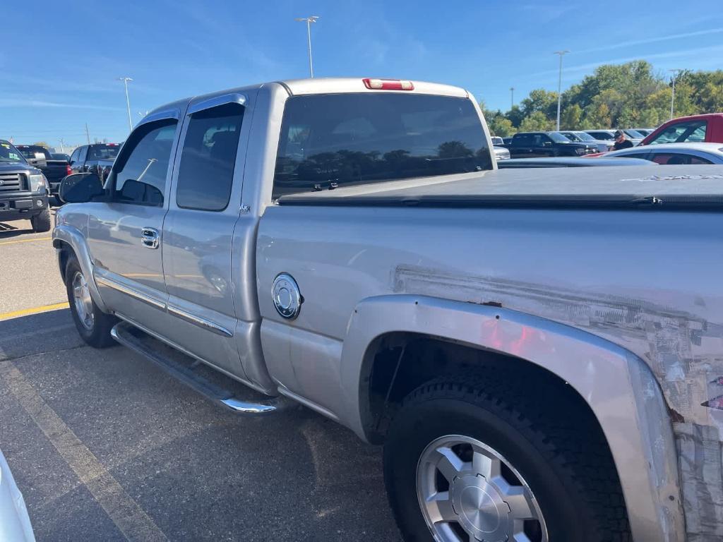 used 2005 GMC Sierra 1500 car, priced at $2,900