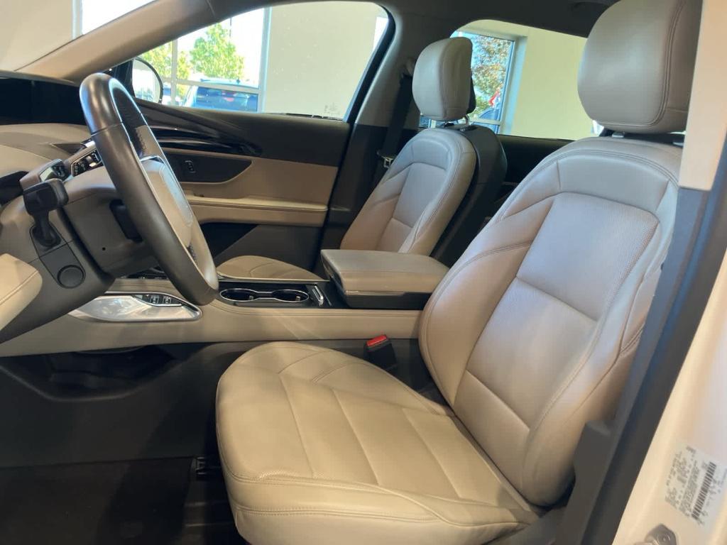 used 2024 Lincoln Nautilus car, priced at $44,995