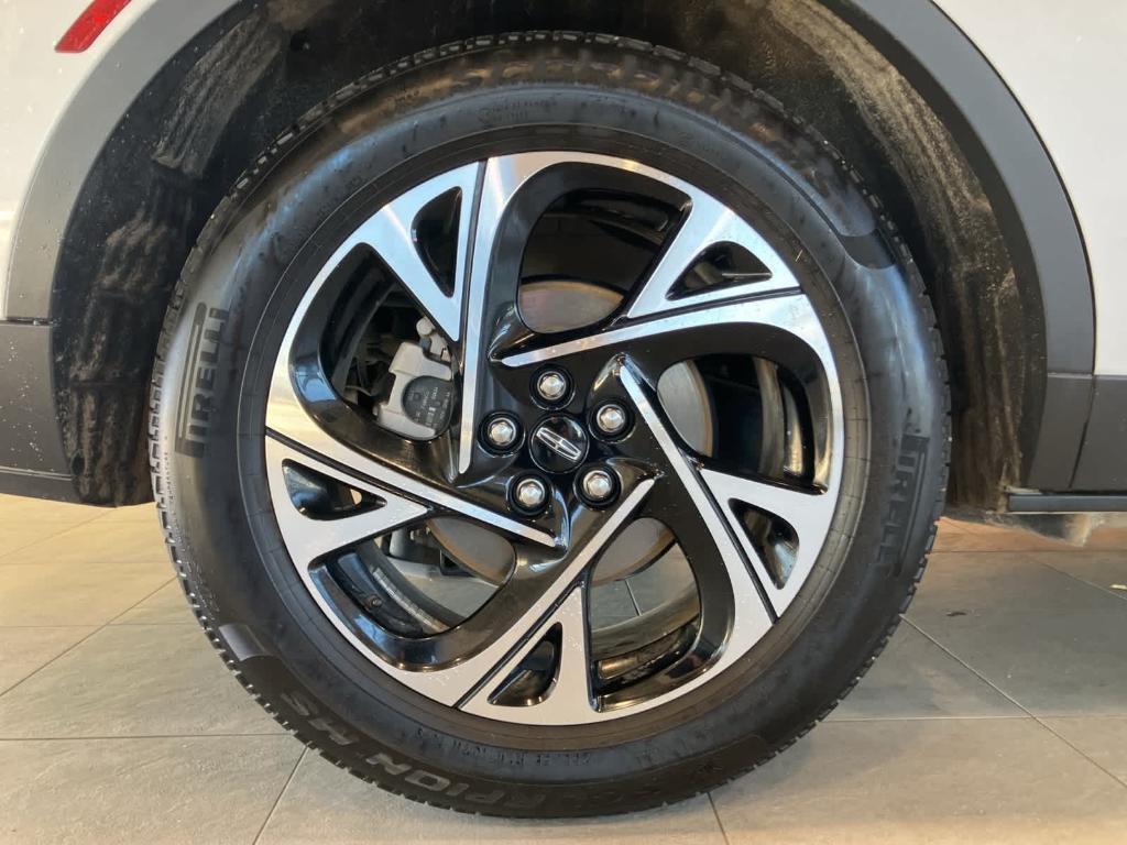 used 2024 Lincoln Nautilus car, priced at $44,995