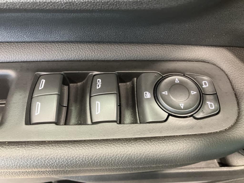 used 2023 GMC Terrain car, priced at $20,995