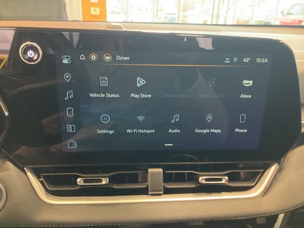 used 2025 Chevrolet Equinox car, priced at $21,695