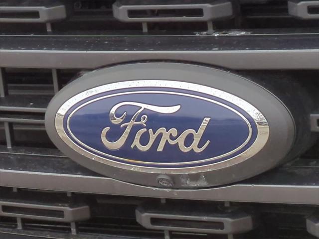 used 2021 Ford F-150 car, priced at $25,800