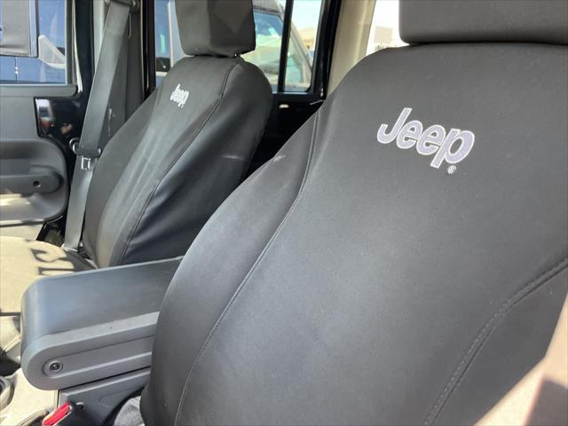 used 2009 Jeep Wrangler Unlimited car, priced at $12,900