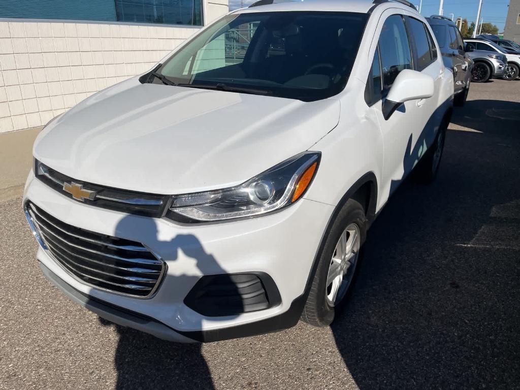 used 2022 Chevrolet Trax car, priced at $16,900
