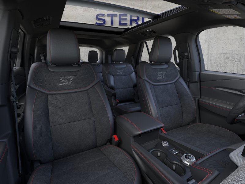 new 2025 Ford Explorer car, priced at $55,781