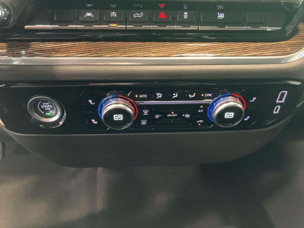 used 2023 GMC Sierra 1500 car, priced at $34,895