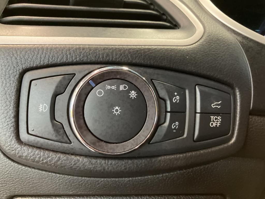 used 2019 Ford Edge car, priced at $15,800