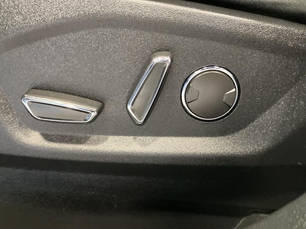 used 2019 Ford Edge car, priced at $15,800