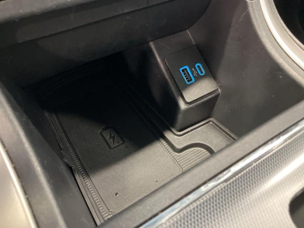 used 2021 Ford Edge car, priced at $18,500