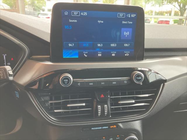 used 2024 Ford Escape car, priced at $25,895