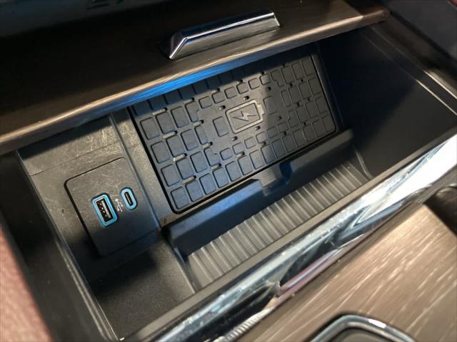 used 2023 Ford Expedition car, priced at $41,900