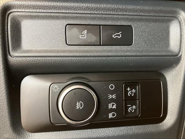 used 2023 Ford Expedition car, priced at $41,900