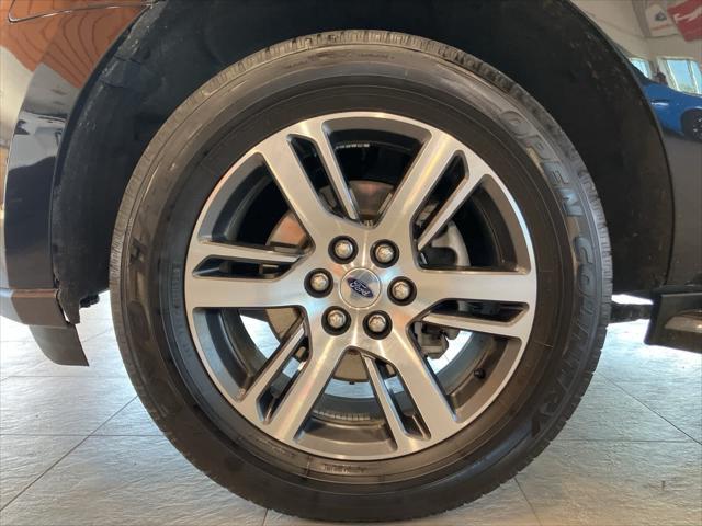used 2023 Ford Expedition car, priced at $41,900