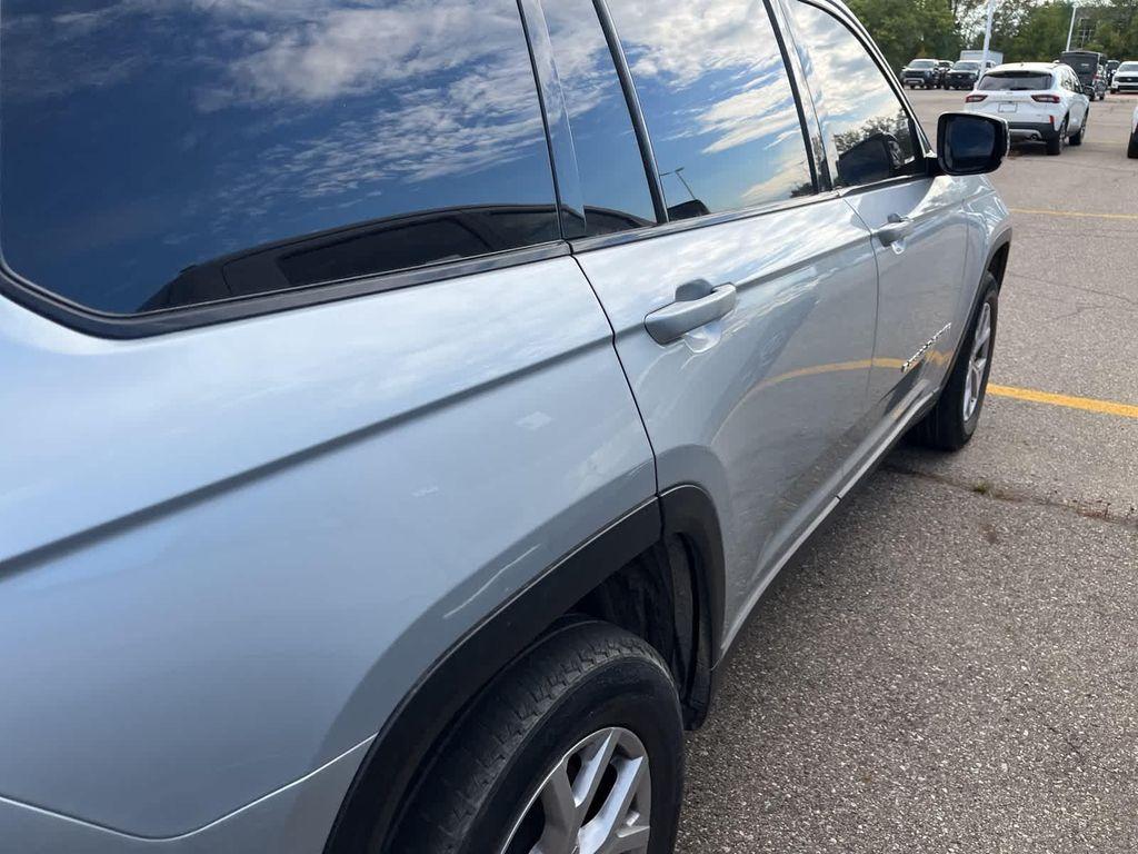used 2021 Jeep Grand Cherokee L car, priced at $24,900