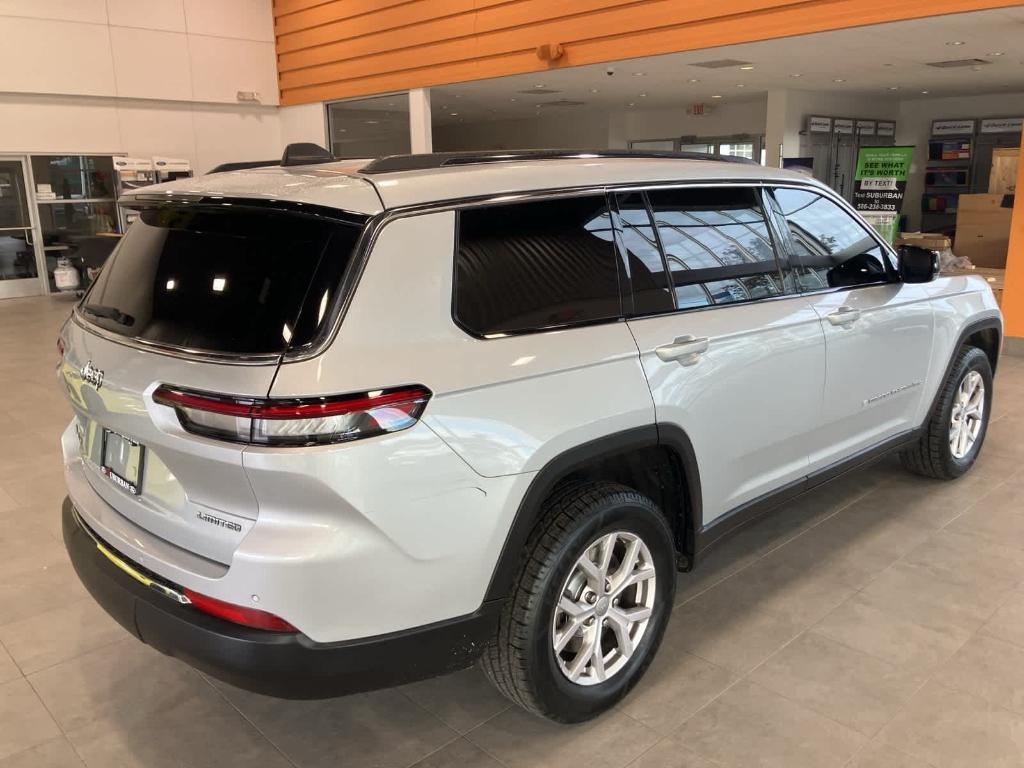 used 2021 Jeep Grand Cherokee L car, priced at $22,900