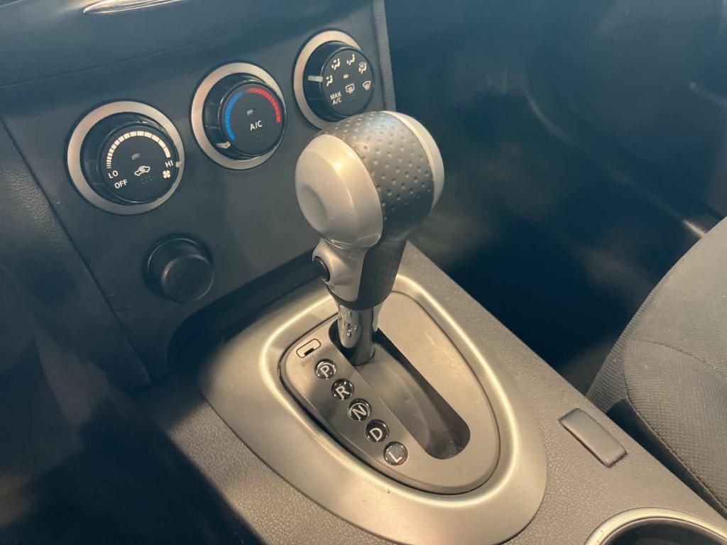 used 2015 Nissan Rogue Select car, priced at $8,900