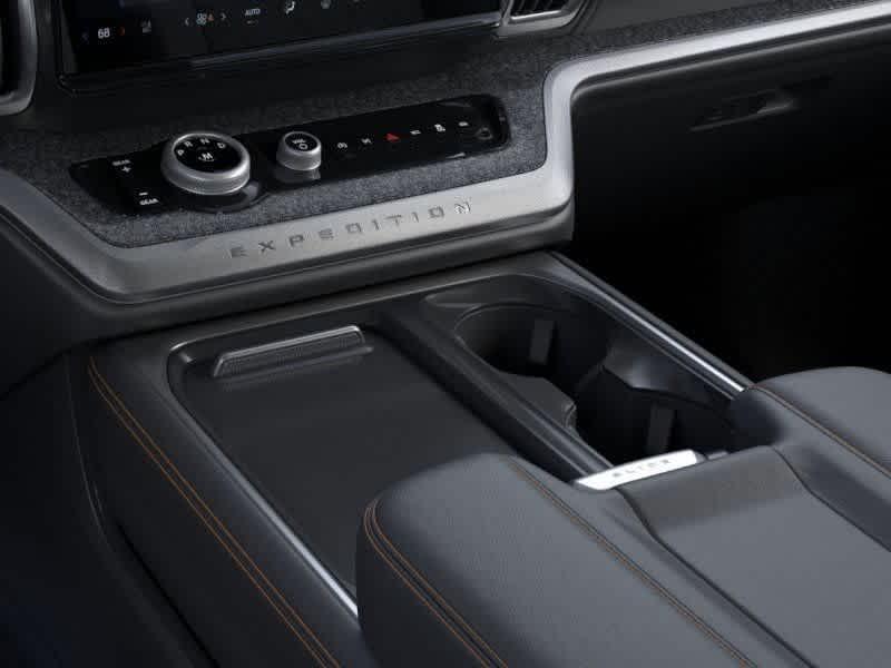 new 2025 Ford Expedition car, priced at $78,601