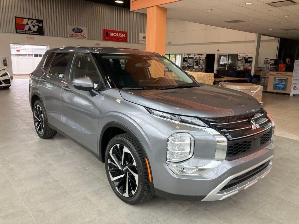 used 2023 Mitsubishi Outlander car, priced at $21,395