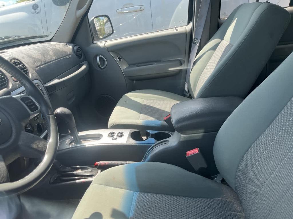 used 2005 Jeep Liberty car, priced at $3,500