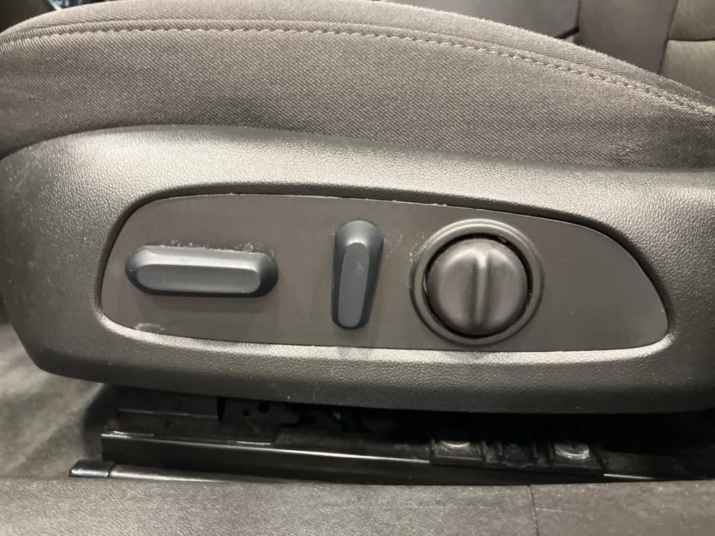 used 2024 Chevrolet Malibu car, priced at $17,900