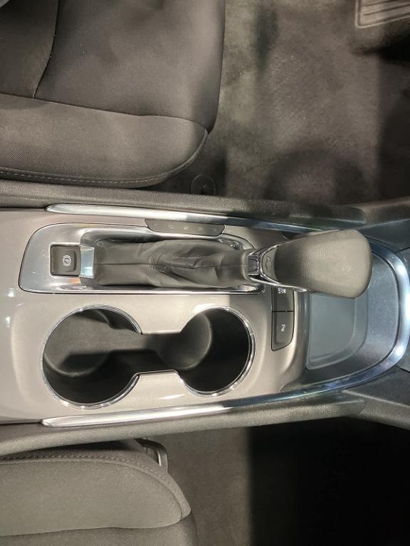 used 2024 Chevrolet Malibu car, priced at $17,900