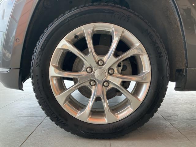 used 2020 Jeep Grand Cherokee car, priced at $22,900