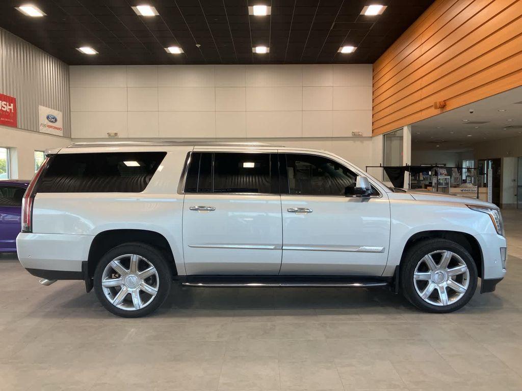 used 2020 Cadillac Escalade ESV car, priced at $23,900