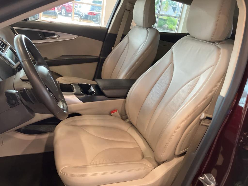 used 2020 Lincoln Nautilus car, priced at $21,900
