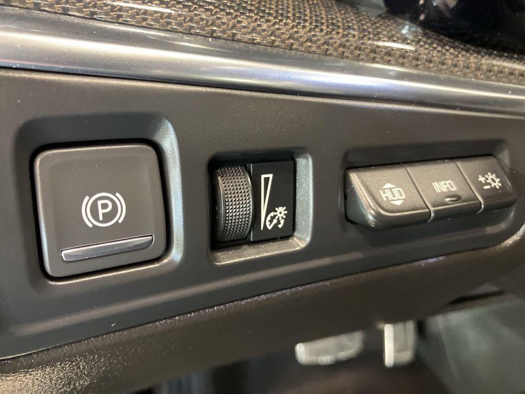 used 2021 Cadillac XT5 car, priced at $25,995