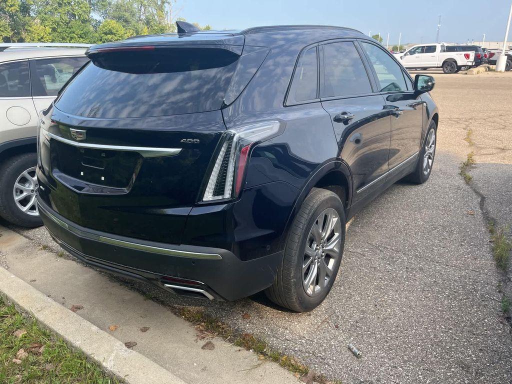 used 2021 Cadillac XT5 car, priced at $26,295