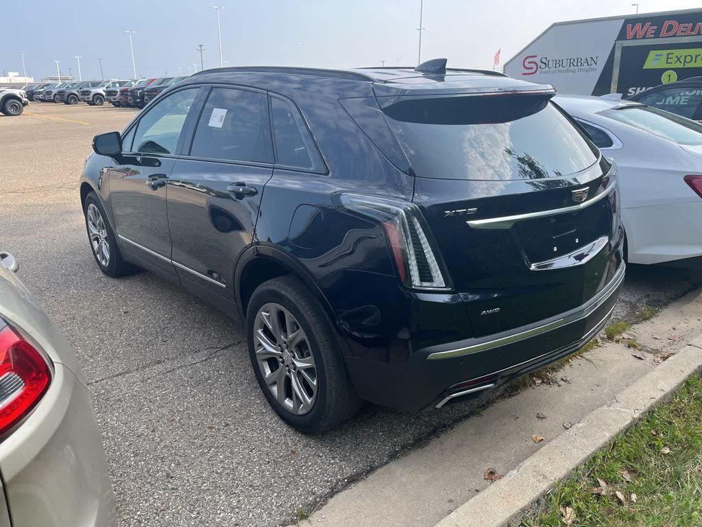 used 2021 Cadillac XT5 car, priced at $26,295