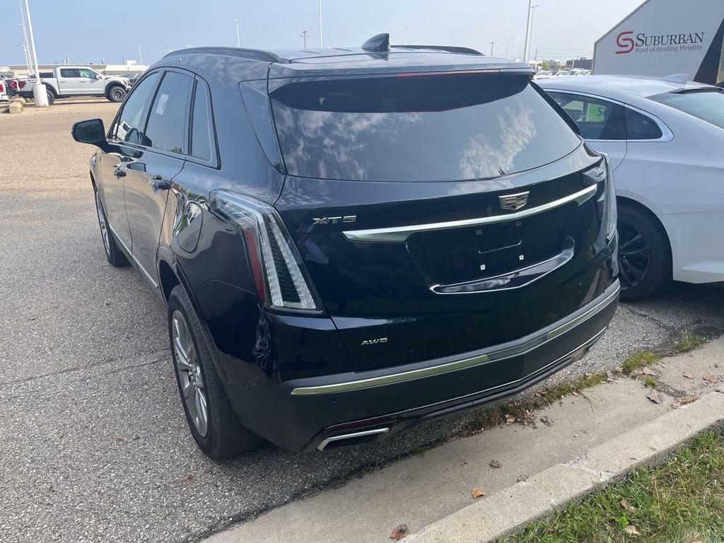 used 2021 Cadillac XT5 car, priced at $26,295