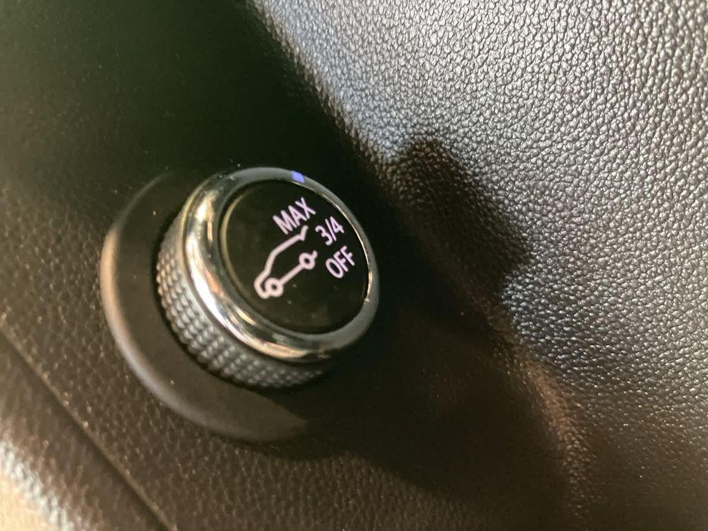 used 2021 Cadillac XT5 car, priced at $25,995