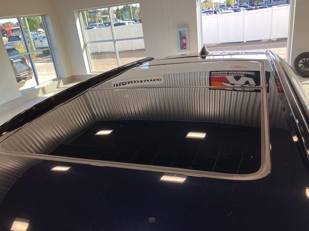used 2021 Cadillac XT5 car, priced at $25,995