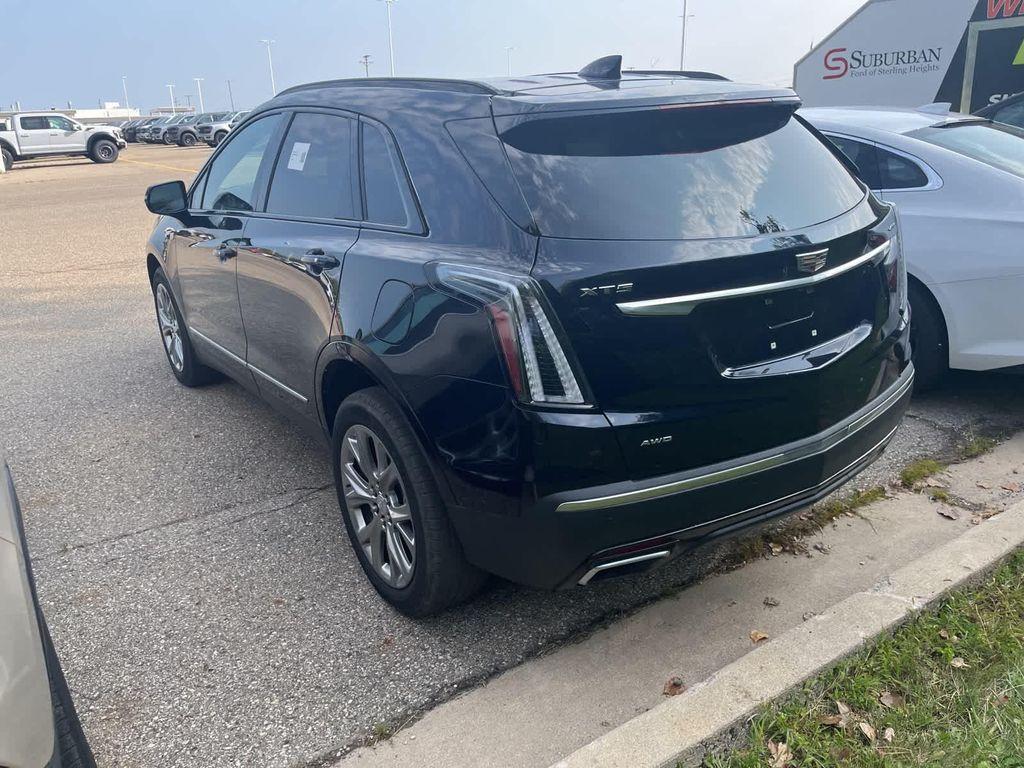 used 2021 Cadillac XT5 car, priced at $26,295
