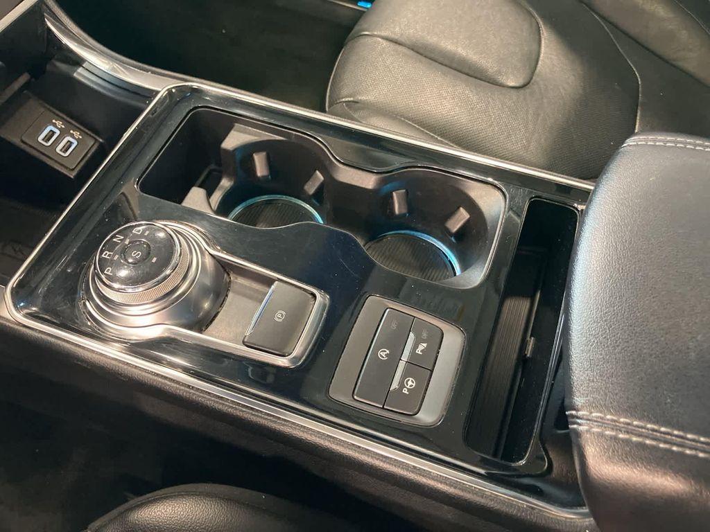 used 2019 Ford Edge car, priced at $14,900