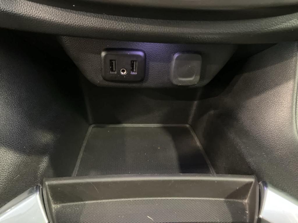 used 2021 Chevrolet Traverse car, priced at $20,600