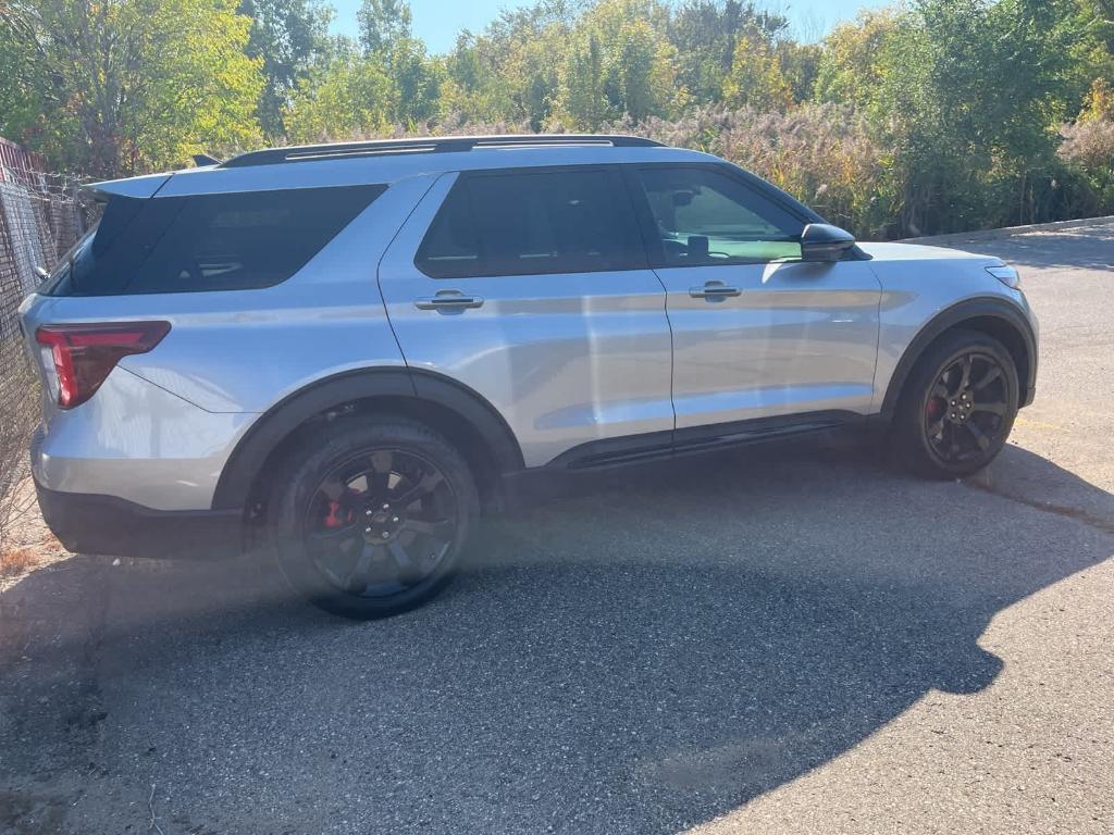 used 2023 Ford Explorer car, priced at $40,995