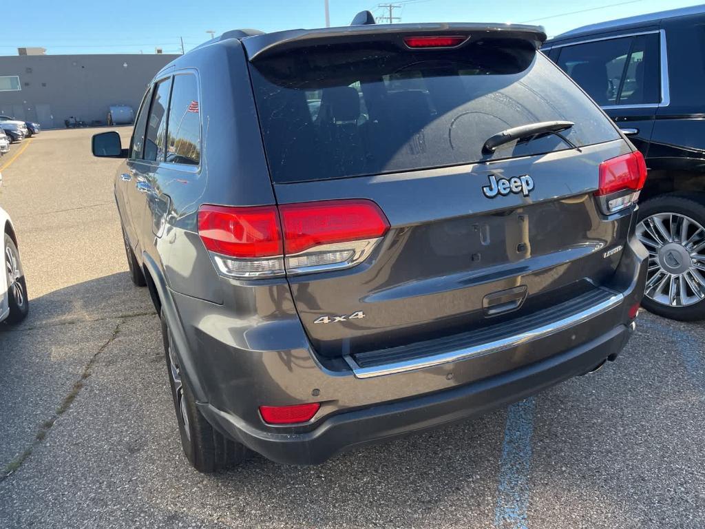 used 2018 Jeep Grand Cherokee car, priced at $17,900