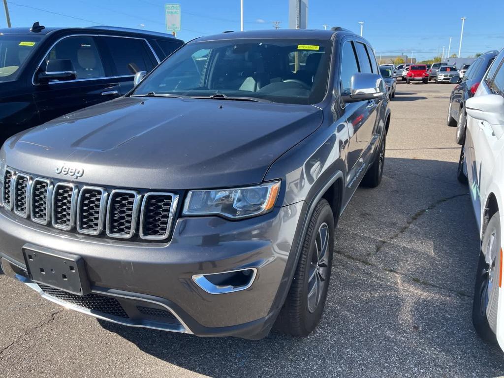 used 2018 Jeep Grand Cherokee car, priced at $17,900