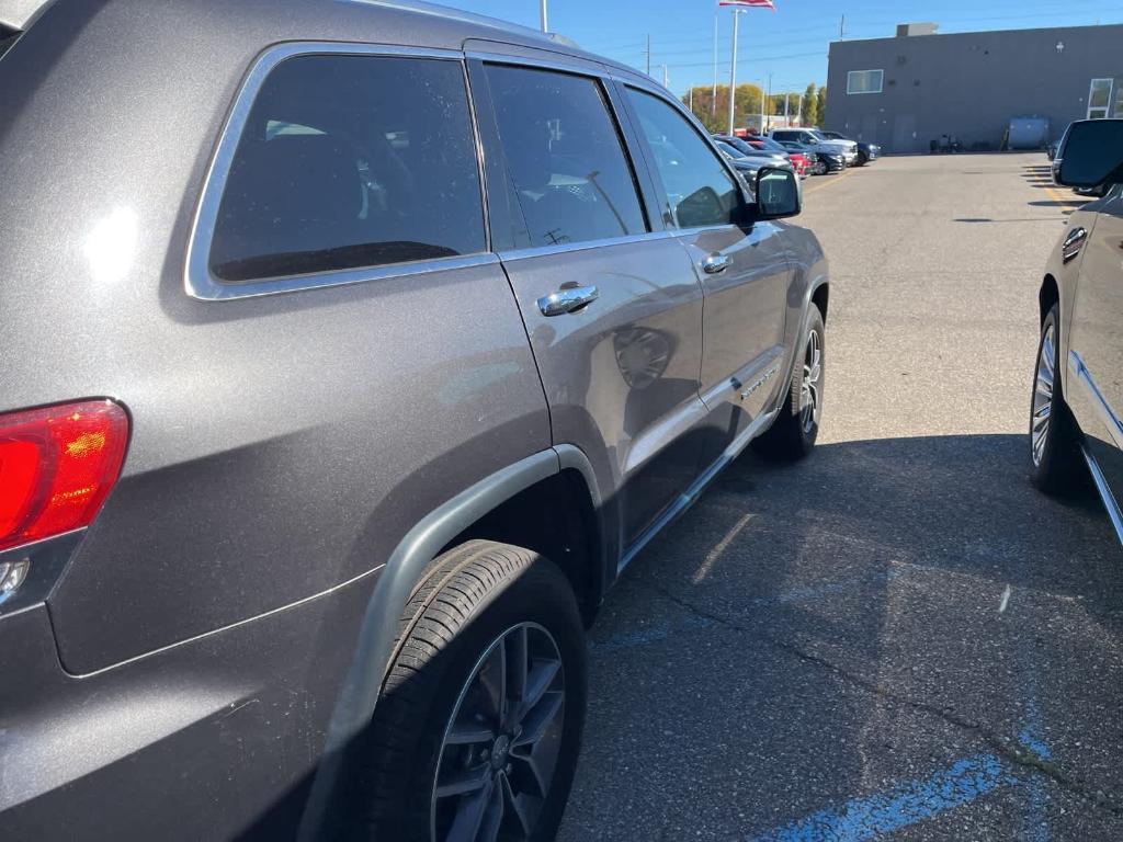 used 2018 Jeep Grand Cherokee car, priced at $17,900
