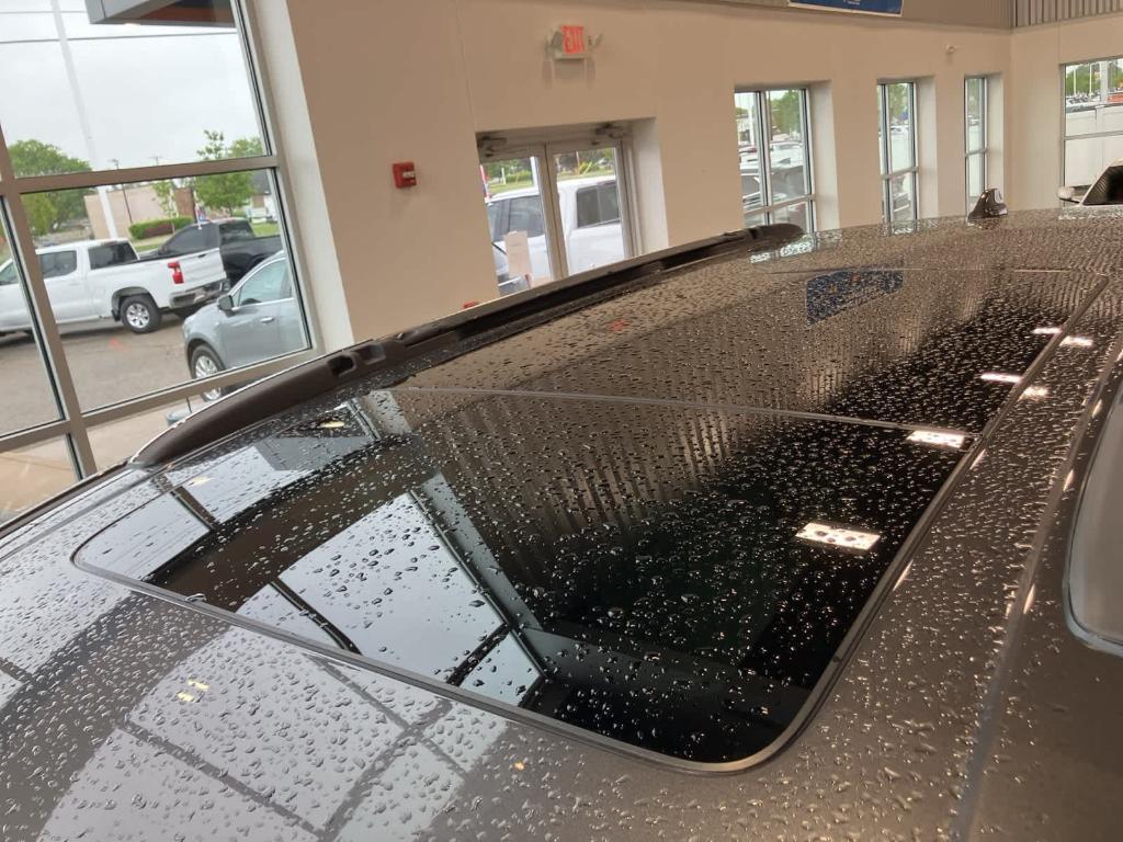 used 2019 Chrysler Pacifica car, priced at $17,900