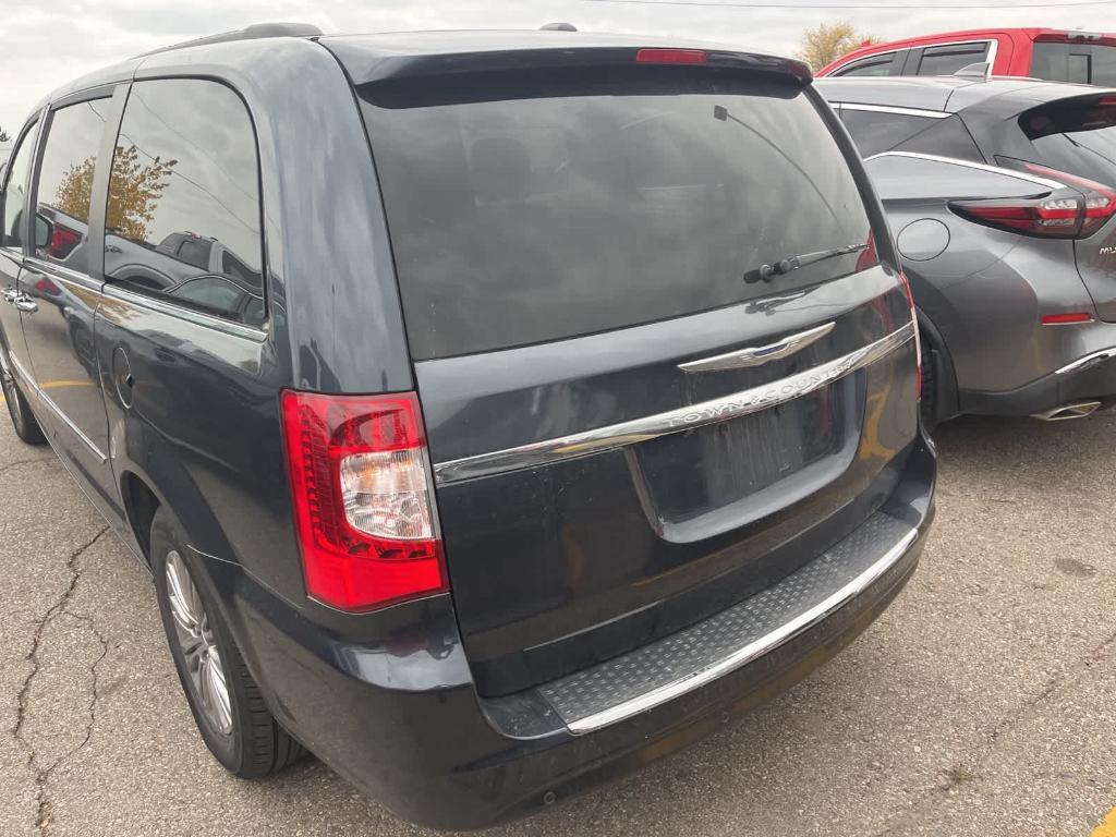 used 2014 Chrysler Town & Country car, priced at $8,900
